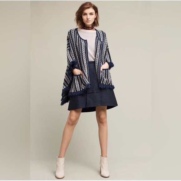 Anthropologie Sleeping on Snow Tajo Jacquard Poncho NWT One Size - Picture 2 of 10